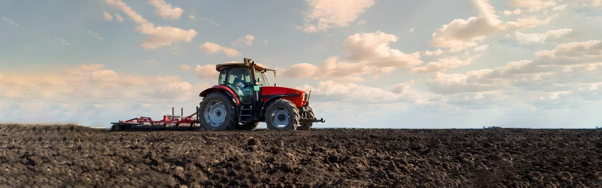 Kmetijski traktor dizel