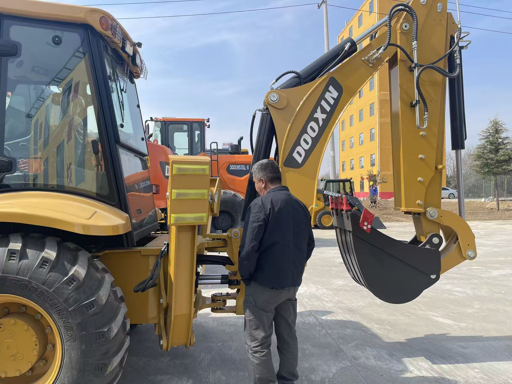 Stranke iz Južne Amerike obiščejo našo tovarno